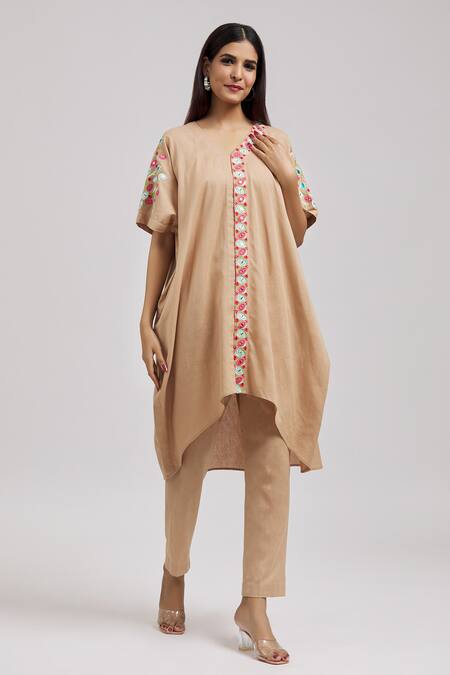 Shop Tarini Vij Beige Linen, Cotton Mirrors, Embroidery V-neck Hand Kurta And Pant Set Online at Aza Fashions Shop_Tarini Vij_Beige Linen, Cotton Mirrors, Embroidery V-neck Hand Kurta And Pant Set _Online_at_Aza_Fashions