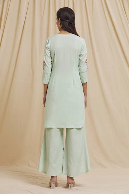 Tarini Vij Green Linen, Cotton Embroidery Keyhole Neck Rosa Garden Kurta With Pant Online at Aza Fashions Tarini Vij_Green Linen, Cotton Embroidery Keyhole Neck Rosa Garden Kurta With Pant _Online_at_Aza_Fashions