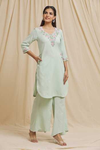 Shop_Tarini Vij_Green Linen, Cotton Embroidery V-neck Dahlia Garden Kurta With Pant _Online_at_Aza_Fashions