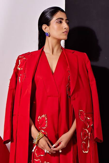 Vidhi Wadhwani Red Cotton Embroidery V-neck Myra Applique Jacket Online at Aza Fashions Vidhi Wadhwani_Red Cotton Embroidery V-neck Myra Applique Jacket _Online_at_Aza_Fashions