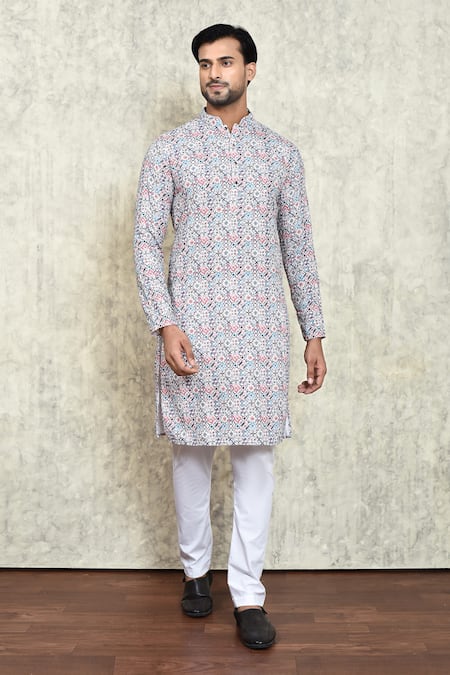 Arihant Rai Sinha Embroidered Kurta & Plain Pyjama Set 