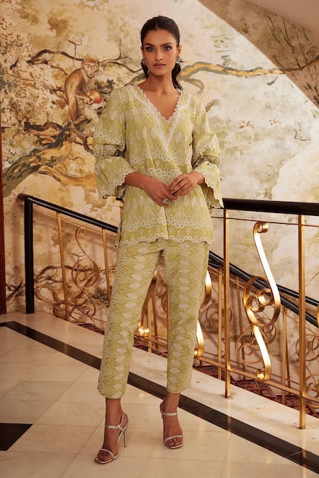 Qala Clothing Aafreen Schiffli Pattern Top With Pant 