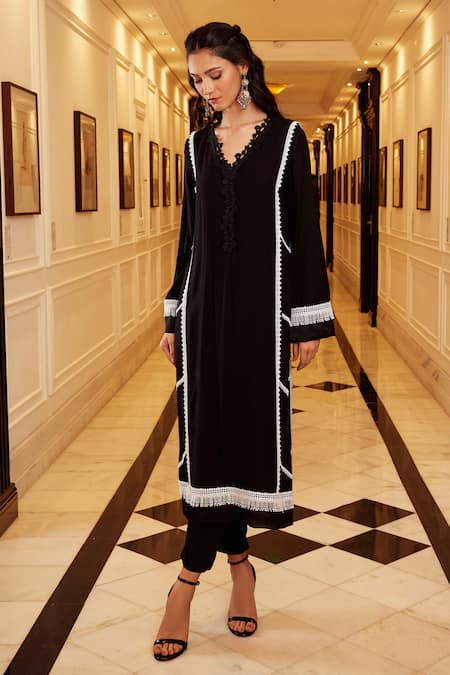 Shop Qala Clothing Black Rayon Lace V-neck Akira Rosa Embellished Kurta And Pant Set at Aza Fashions Shop_Qala Clothing_Black Rayon Lace V-neck Akira Rosa Embellished Kurta And Pant Set _at_Aza_Fashions