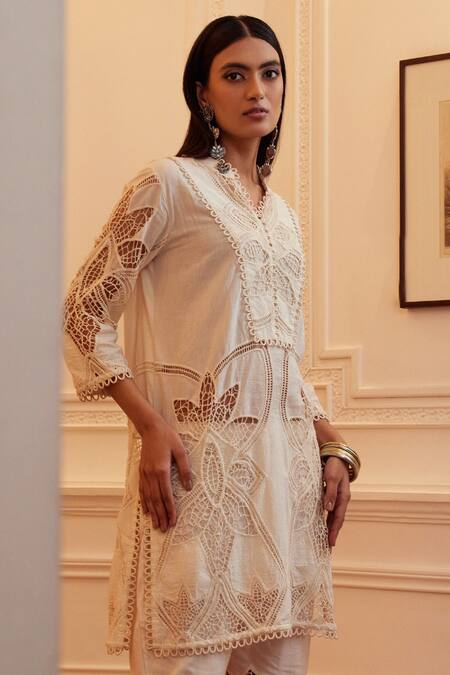 Qala Clothing_White Cotton Embroidery V-neck Zahara Rosa Crochet Kurta And Pant Set _Online_at_Aza_Fashions