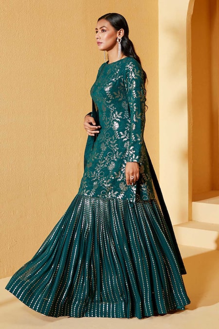 Suruchi Parakh_Green Organza, Georgette Sequins Round Neck Stripe Work Lehenga Set _Online_at_Aza_Fashions