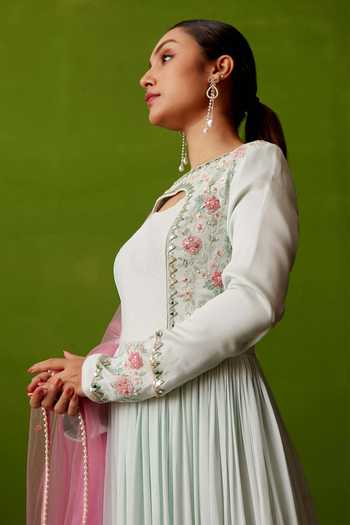 Buy Suruchi Parakh Green Georgette, Net Embroidery Keyhole Neck Floral Anarkali With Dupatta Online at Aza Fashions Buy_Suruchi Parakh_Green Georgette, Net Embroidery Keyhole Neck Floral Anarkali With Dupatta _Online_at_Aza_Fashions