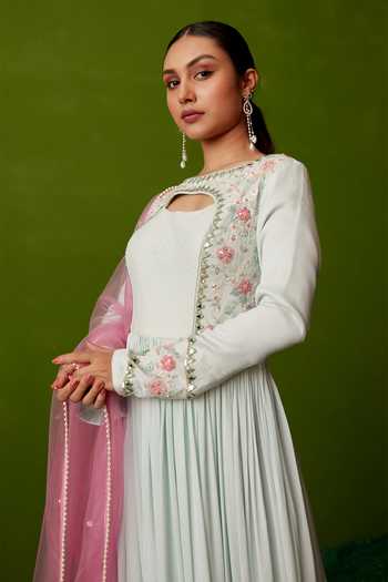 Shop Suruchi Parakh Green Georgette, Net Embroidery Keyhole Neck Floral Anarkali With Dupatta Online at Aza Fashions Shop_Suruchi Parakh_Green Georgette, Net Embroidery Keyhole Neck Floral Anarkali With Dupatta _Online_at_Aza_Fashions
