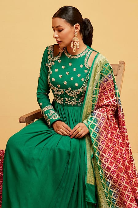 Suruchi Parakh_Green Georgette Embroidery, Zari High Neck Floral Anarkali With Dupatta _at_Aza_Fashions