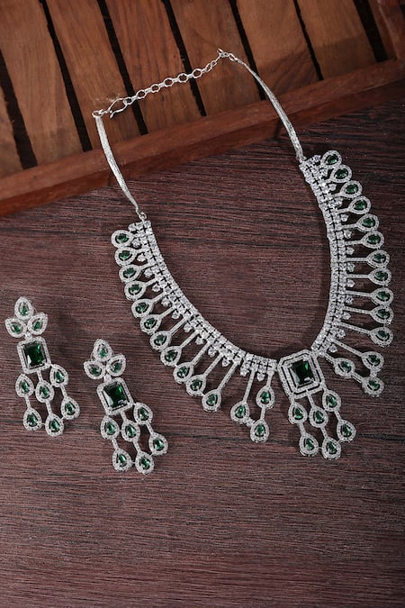 Auraa Trends Zircon Embellished Drop Pattern Necklace Set 