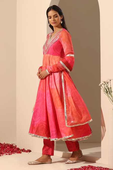 Pomcha Jaipur_Pink Muslin, Chiffon, Cotton Gota Patti V-neck Floral Lace Anarkali Pant Set _Online_at_Aza_Fashions