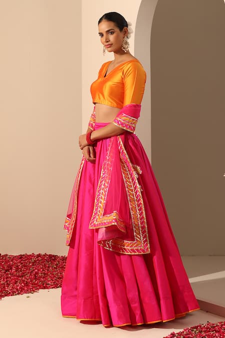 Buy_Pomcha Jaipur_Pink Taffeta, Net Gota Patti V-neck Gul Tasseled Lehenga Set _Online_at_Aza_Fashions