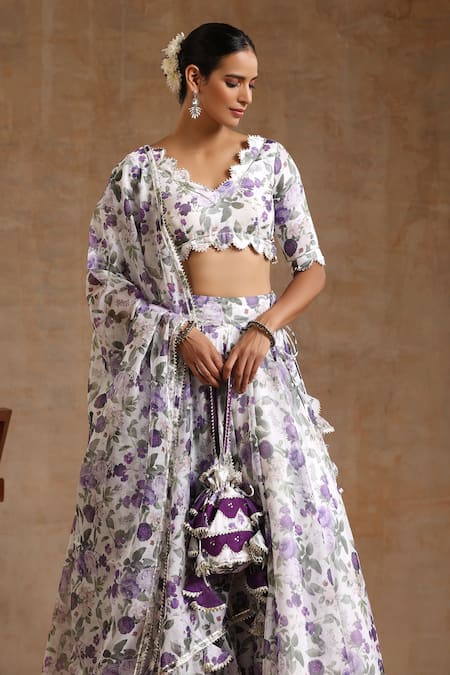Shop_Pomcha Jaipur_White Organza Lace Scoop Neck Gul Jamini Floral Pattern Lehenga Set _Online_at_Aza_Fashions