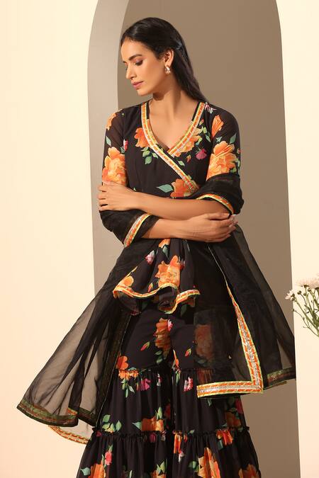 Pomcha Jaipur_Black Georgette Gota Patti V-neck Floral Pattern Peplum Tunic And Sharara Set _at_Aza_Fashions