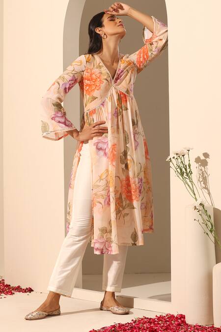 Pomcha Jaipur_Peach Georgette, Cotton, Silk Gul Ruhani Floral Pattern Kurta And Pant Set _Online_at_Aza_Fashions