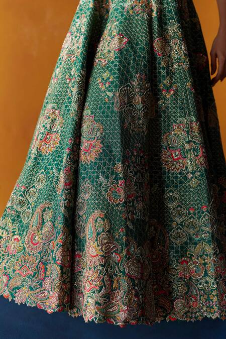 Mrunalini Rao_Green Silk, Organza Embroidery Plunge Neck Mudra Raw Bridal Lehenga Set _at_Aza_Fashions