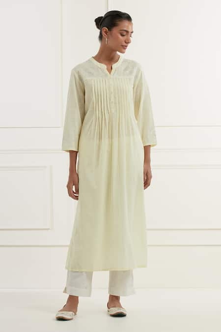 Kamaltaas Pitta Embroidered Yoke Kurta With Pant 