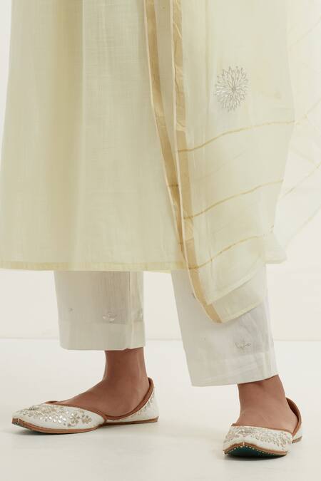 Kamaltaas_Yellow Cotton Embroidery Collared Pitta Yoke Kurta With Pant _at_Aza_Fashions