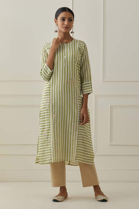 Kamaltaas Stripe Pattern Kurta With Pant 