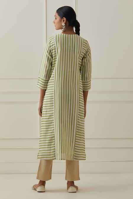 Kamaltaas Stripe Pattern Kurta With Pant 