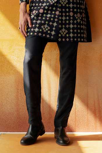 Mrunalini Rao_Black Silk Embroidery Aarni Resham Sherwani Set _Online_at_Aza_Fashions