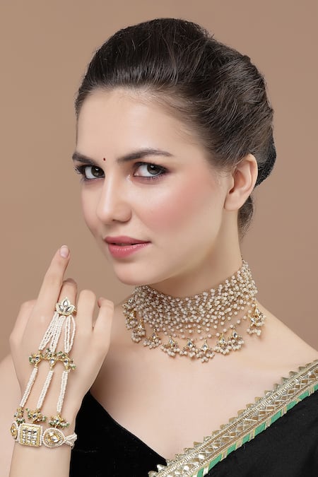 Dugran By Dugristyle Kundan Embellished Choker Necklace 