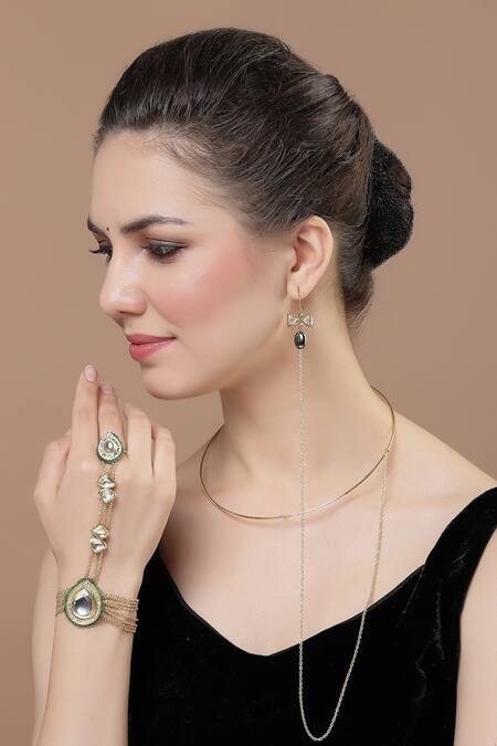 Dugran By Dugristyle Green Crystals, Diamonds Kundan And Stone Embellished Haathphool 