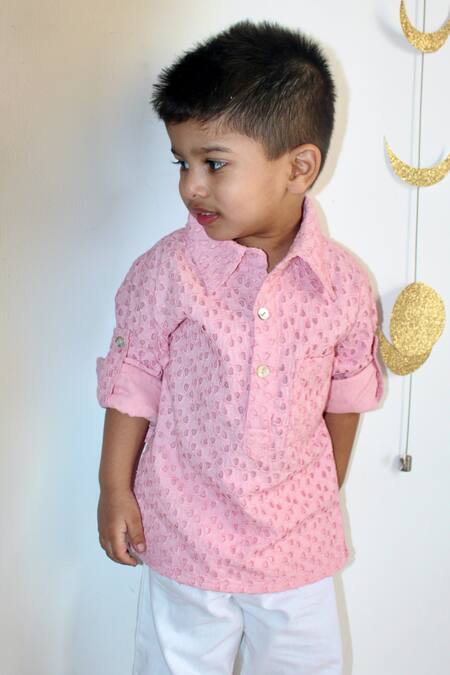 Charkhee_Pink Poplin Embroidery Schiffli Kurta_Online_at_Aza_Fashions