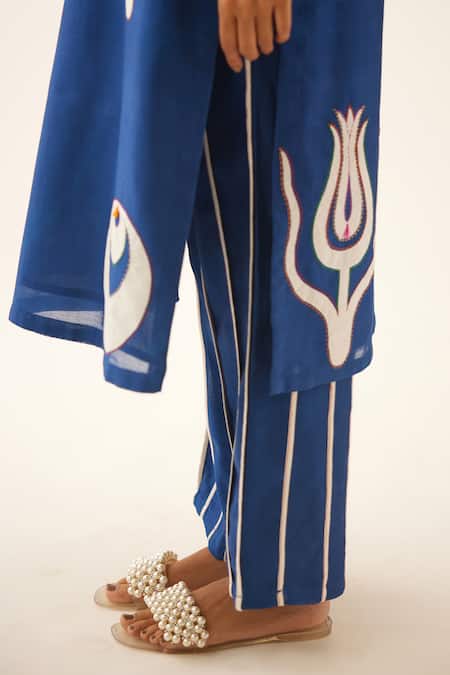 Kora_Blue Silk, Cotton Embroidery Split V-neck Applique Straight Kurta Pant Set _Online_at_Aza_Fashions