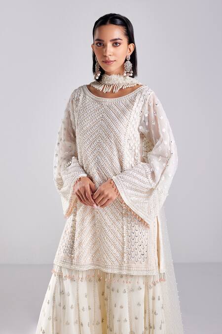 Buy Diyarajvvir Ivory Satin, Lycra, Tulle, Cotton, Silk Chevron Embroidered Kurta Gharara Set Online at Aza Fashions Buy_Diyarajvvir_Ivory Satin, Lycra, Tulle, Cotton, Silk Chevron Embroidered Kurta Gharara Set _Online_at_Aza_Fashions