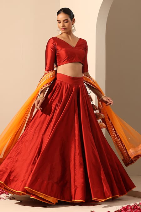 POMCHA JAIPUR Gul Solid Lehenga Set 