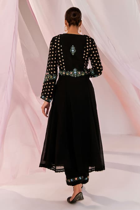 Keosha Alara Silk Thread Embroidered Kurta Pant Set 