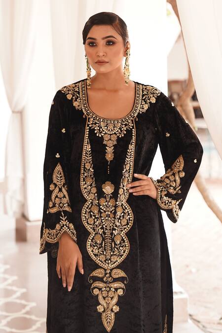 Gul By Aishwarya_Black Kurta Silk Velvet Embroidered Zardosi Round Pant Set  _Online_at_Aza_Fashions