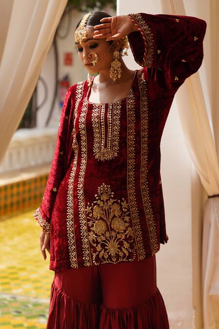 Gul By Aishwarya_Maroon Kurta Silk Velvet Embroidered Aari And Kundan Gharara Set  _at_Aza_Fashions