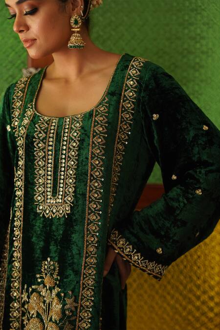 Gul By Aishwarya_Green Kurta Silk Velvet Embroidered Zardosi And Aari Work Gharara Set  _at_Aza_Fashions