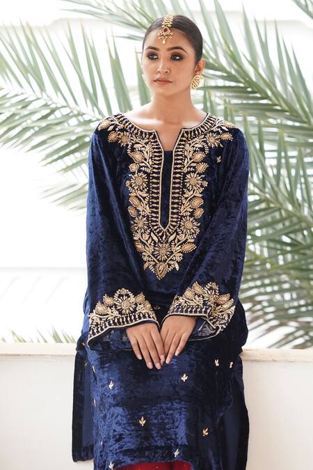 Buy_Gul By Aishwarya_Blue Silk, Velvet, Georgette, Satin Embroidery V-neck Kurta Pant Set _Online_at_Aza_Fashions