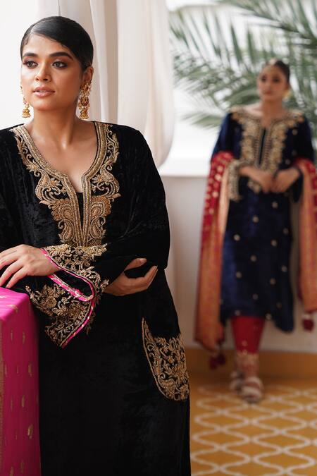 Gul By Aishwarya_Black Silk, Organza, Satin Embroidery Collared Kundan And Aari Kurta Pant Set _Online_at_Aza_Fashions