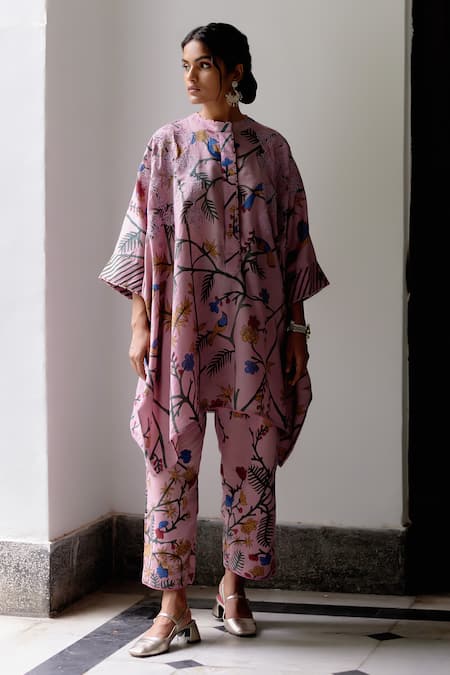 Archana Jaju Kalamkari Hand Painted Kaftan & Pant Set 