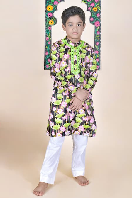 JILMIL DREAMWEAR Lotus Pond Print Kurta With Pant 