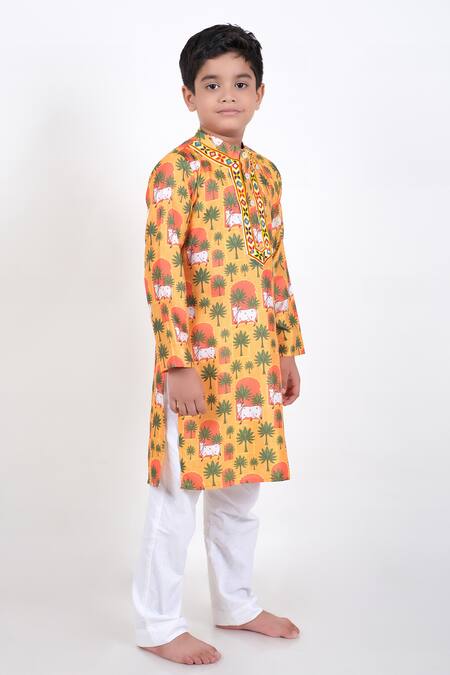 Buy JILMIL DREAMWEAR Yellow Cotton, Silk Mirrors Cattle Print Kurta With Pant Online at Aza Fashions Buy_JILMIL DREAMWEAR_Yellow Cotton, Silk Mirrors Cattle Print Kurta With Pant _Online_at_Aza_Fashions