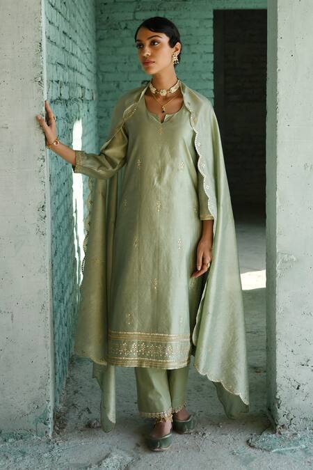 Buy_Karaj Jaipur_Green Chanderi Embroidery, Gota Patti Split V-neck Kurta Pant Set _Online_at_Aza_Fashions