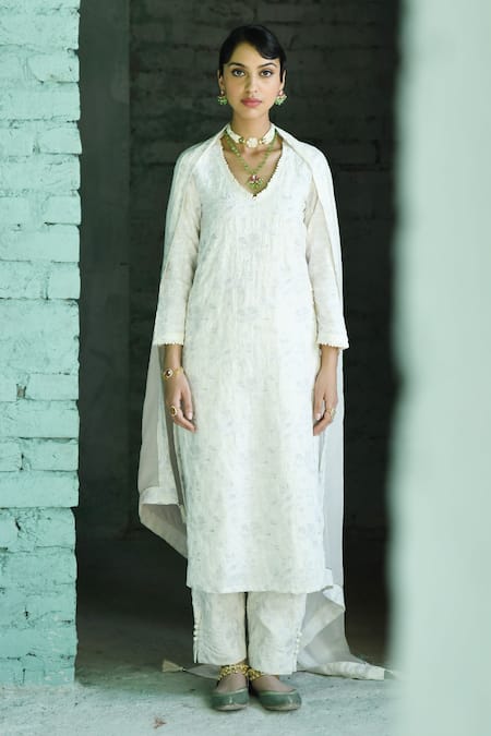 Buy_Karaj Jaipur_White Linen, Organza Embroidery V-neck Self Straight Kurta Pant Set _Online_at_Aza_Fashions