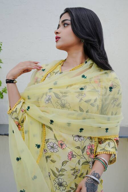 Gulabo Jaipur_Yellow Muslin Sequins Split V-neck Muskan Floral Blossom Print Kurta Pant Set_Online_at_Aza_Fashions