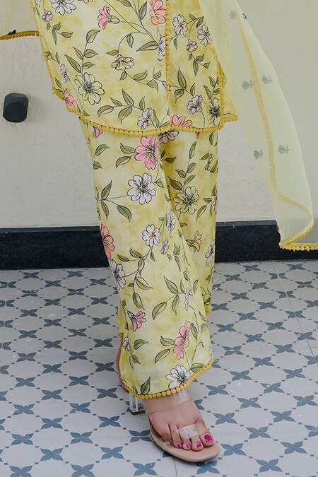 Shop_Gulabo Jaipur_Yellow Muslin Sequins Split V-neck Muskan Floral Blossom Print Kurta Pant Set_Online_at_Aza_Fashions