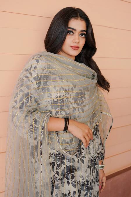 Gulabo Jaipur Black Muslin Embroidery Split V-neck Meer Rose Print Kurta Pant Set at Aza Fashions Gulabo Jaipur_Black Muslin Embroidery Split V-neck Meer Rose Print Kurta Pant Set_at_Aza_Fashions