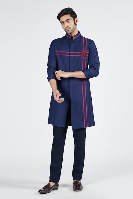 S&N by Shantnu Nikhil Thread Work Short Kurta 