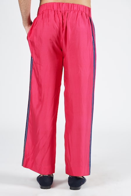 Shop S&N By Shantnu Nikhil Pink Twill, Silk Stripe Placement Print Trouser at Aza Fashions Shop_S&N By Shantnu Nikhil_Pink Twill, Silk Stripe Placement Print Trouser_at_Aza_Fashions
