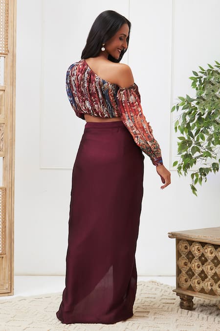 Maroon brocade outlet skirt