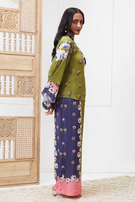 Buy_Soup By Sougat Paul_Green Crepe V-neck Floral Printed Angrakha And Pant Set _Online_at_Aza_Fashions