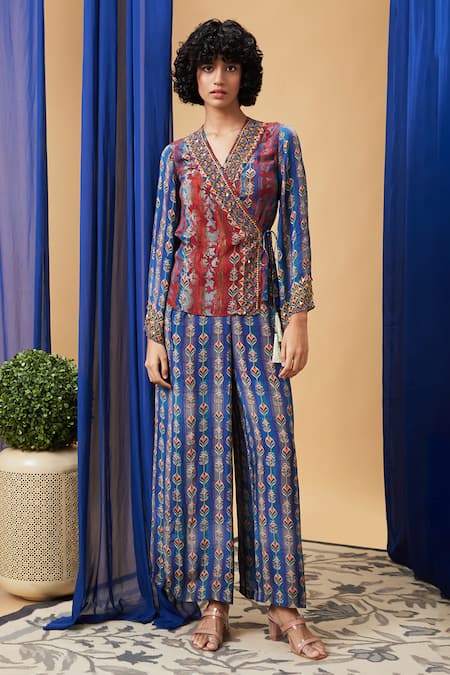 Shop_Soup By Sougat Paul_Maroon Crepe Embroidery V-neck Adah Angarkha And Pant Set _Online_at_Aza_Fashions