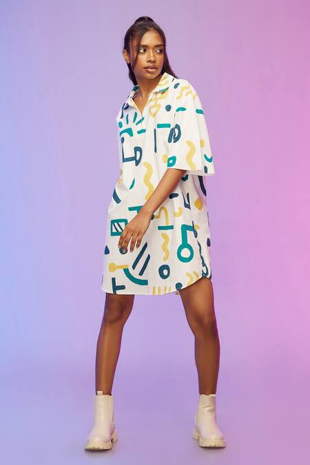 So Us By Sougatpaul White Cotton Collared Laid Back Printed Boxy Dress Online at Aza Fashions So Us By Sougatpaul_White Cotton Collared Laid Back Printed Boxy Dress _Online_at_Aza_Fashions
